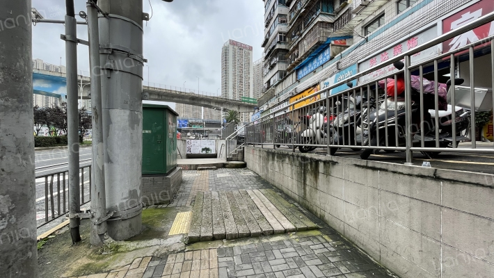 恒力商住楼外景图