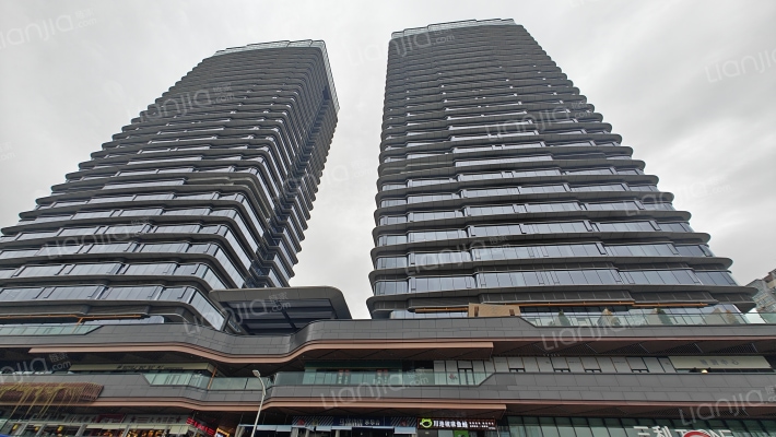 三利广场外景图