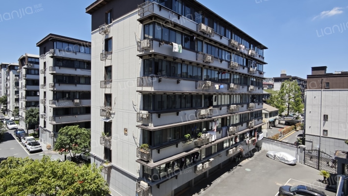 天都花园外景图