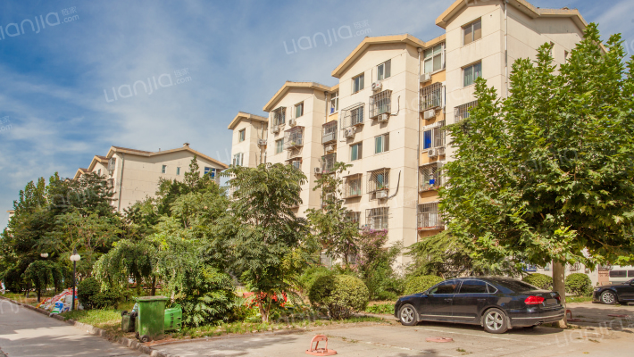 晓月苑三里外景图