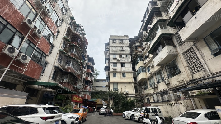 一环路南三段41号院外景图