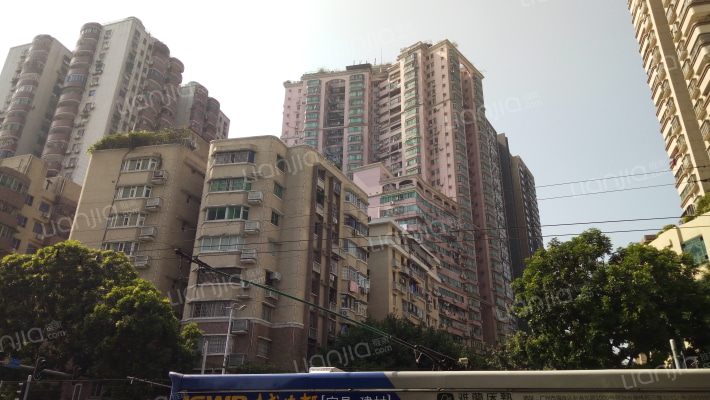 龙津大厦外景图