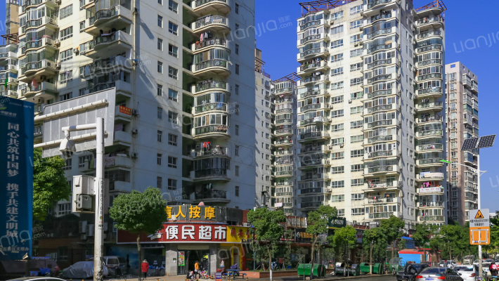 广厦华庭外景图