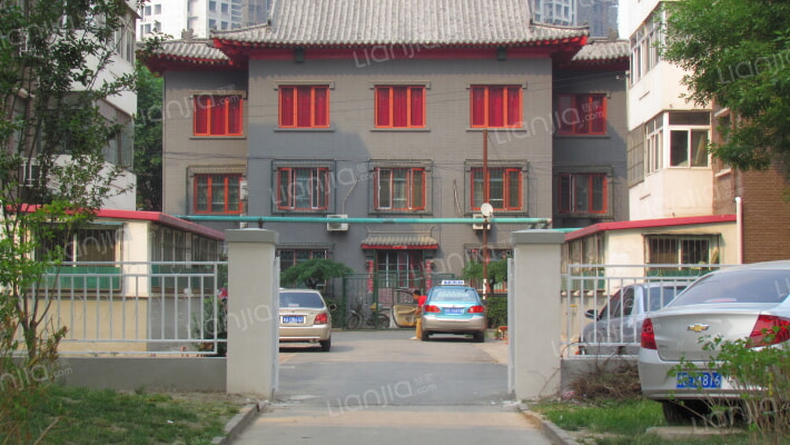 任贤东里外景图