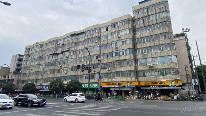 宝光大道中段301号外景图