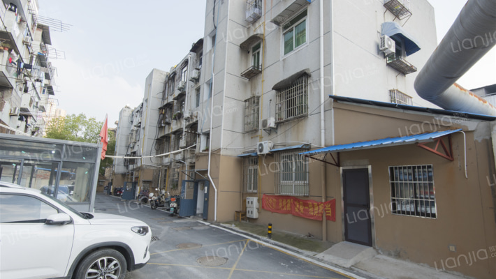 明光路82号外景图