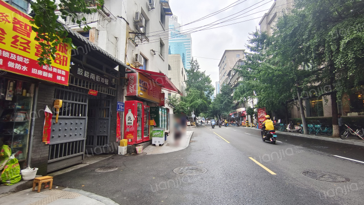 鼓楼南街70号外景图