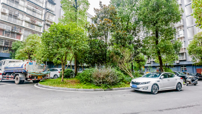 正南还建房外景图