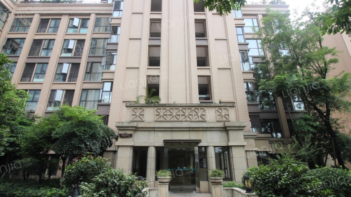 青房天韵华庭外景图