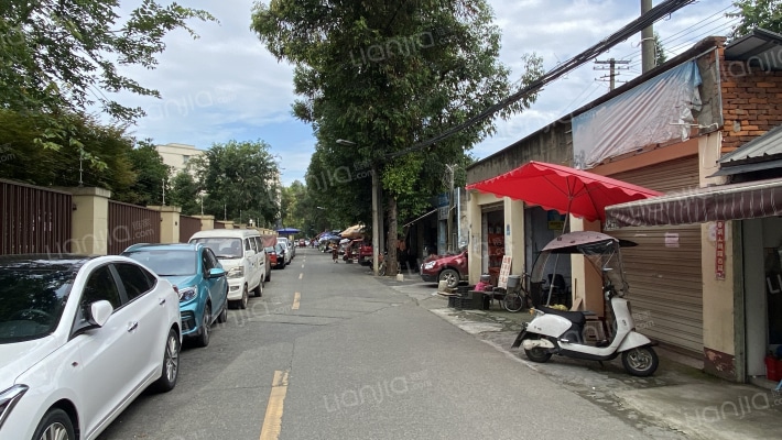 路桥公司宿舍外景图