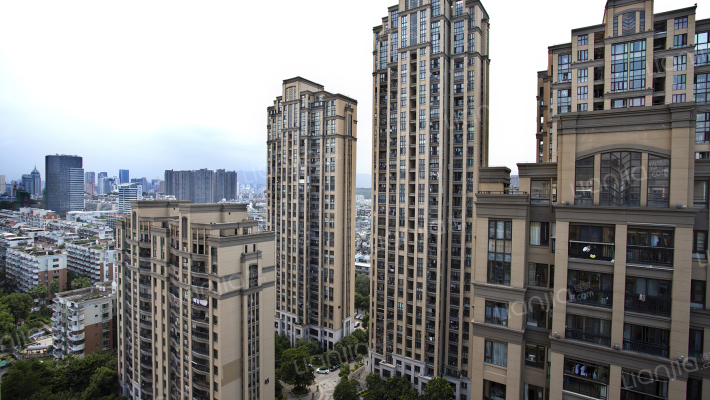 中庚帝国大苑外景图