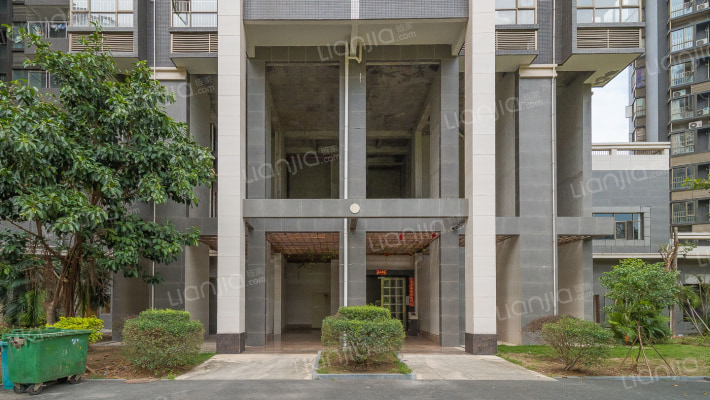 御玺山大峡谷一期外景图