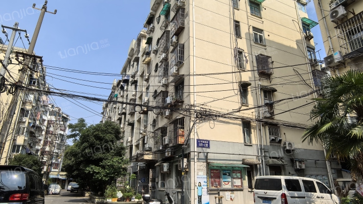 石头城新村外景图