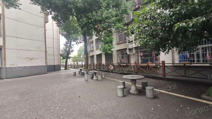 民众小区外景图