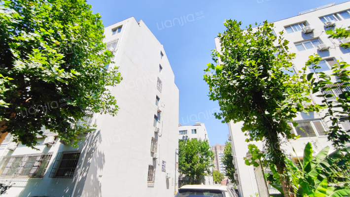 建鑫花园外景图