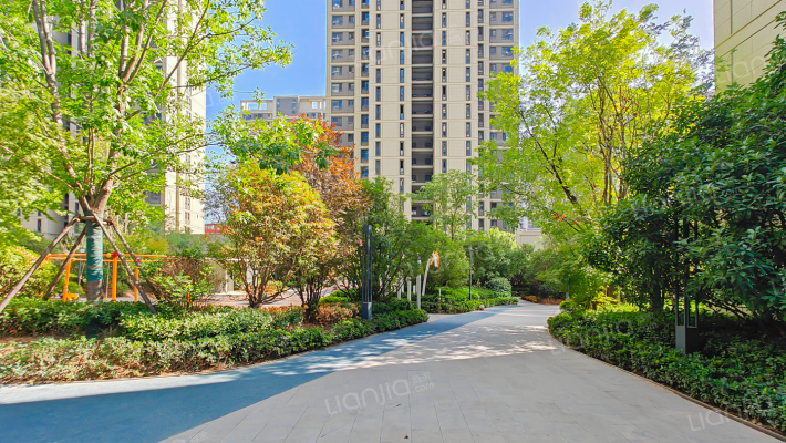 融创东方宸院外景图