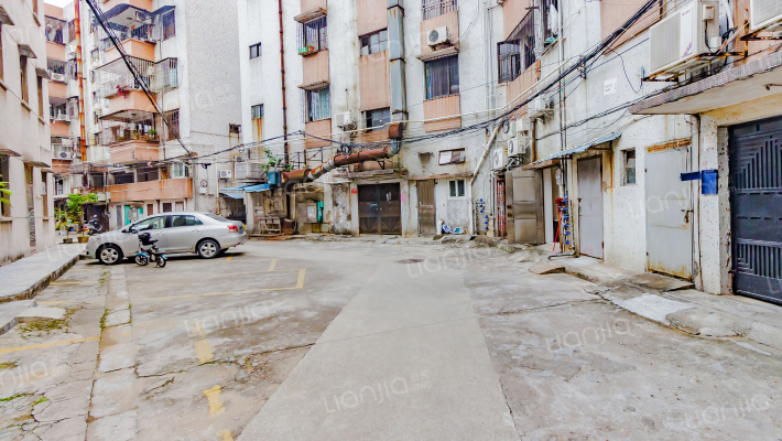 华苑大街外景图