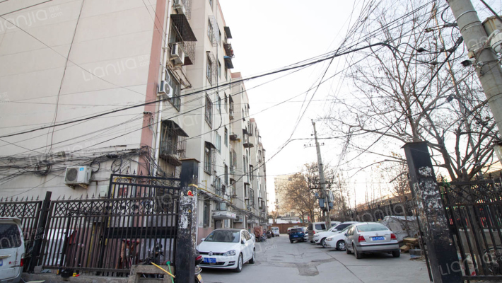 郑上路103号院外景图