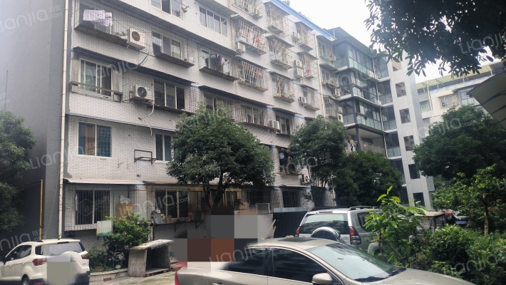 阿坝州农行都江堰住宅花苑外景图