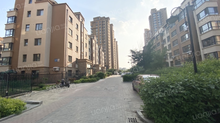 晨兴·翰林水郡外景图