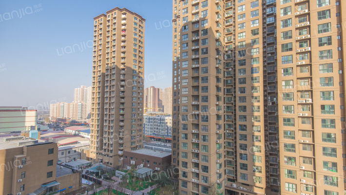 裕华广场外景图