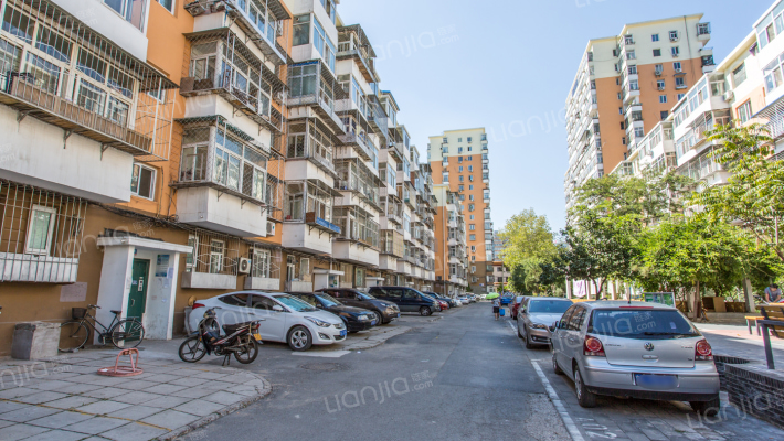 苹果园小区一区外景图