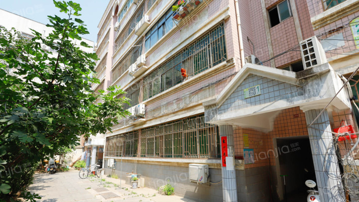 市国土局家属院外景图