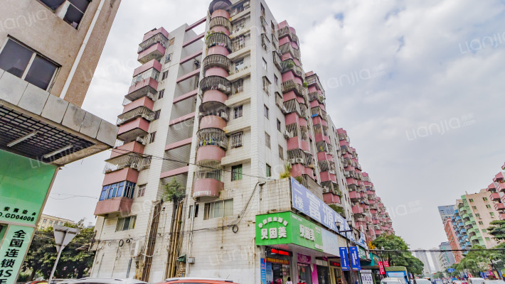 海棠苑小区外景图