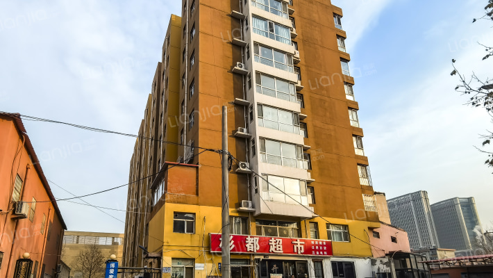 泊爱家园外景图