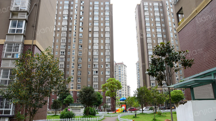 景河花园外景图