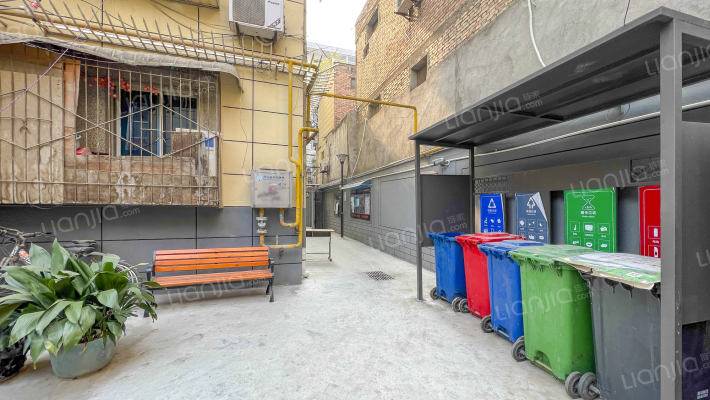 红十字会巷25号外景图