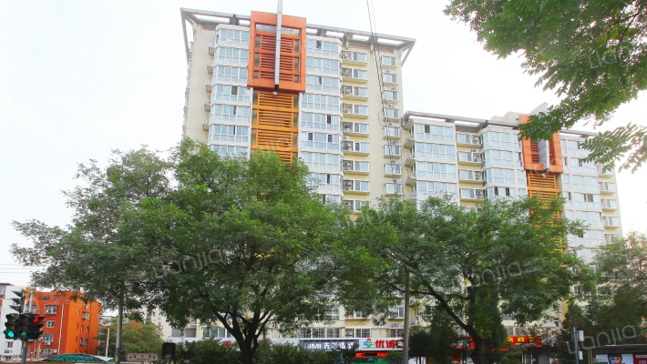 高第小区外景图