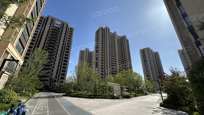 龙湖龙誉城外景图