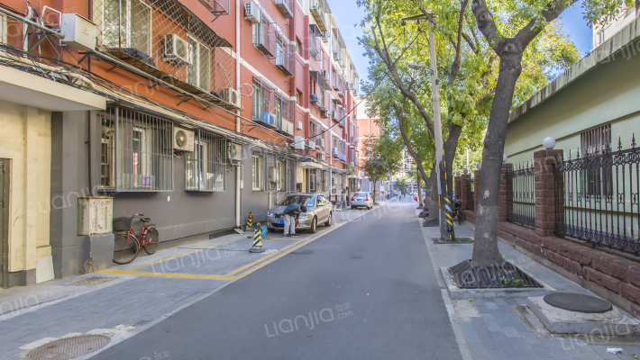 三义西里外景图