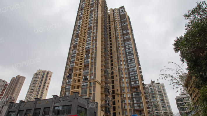 罗七人家外景图