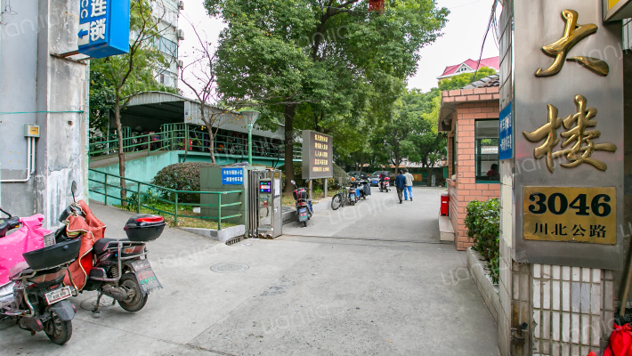 交江大楼外景图