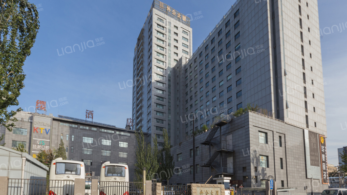 外企大厦外景图