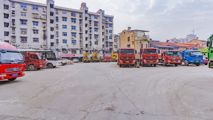 汉阳大街94号外景图