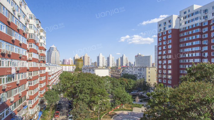 莲花池南里小区外景图