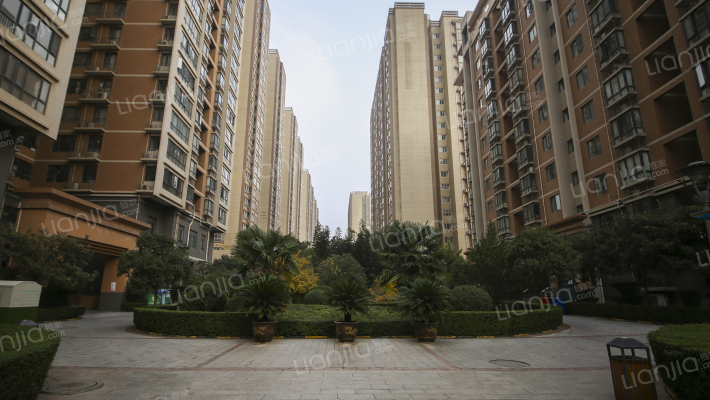 西检小区外景图