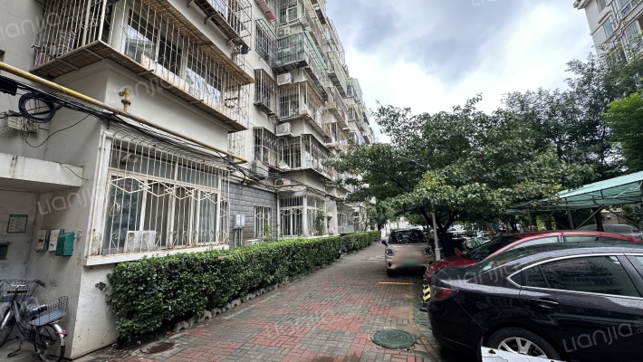 日照公寓外景图