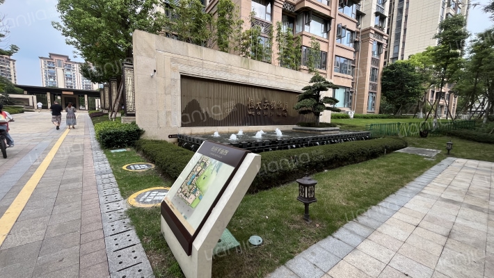恒大云锦华庭外景图
