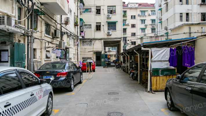 蒙自路380弄外景图