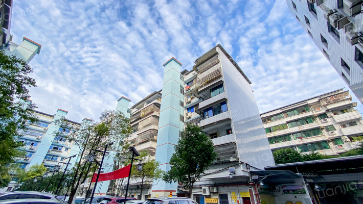 璧山区人民检察院家属院外景图