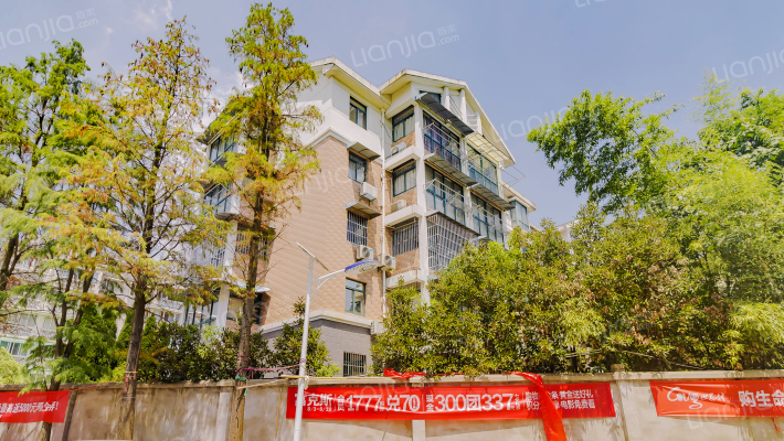 凤岭山庄北区外景图