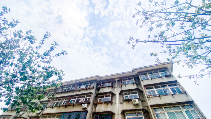 祝舜路1801号外景图