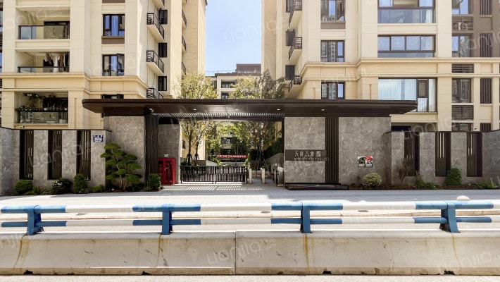 爱情天宸万象外景图