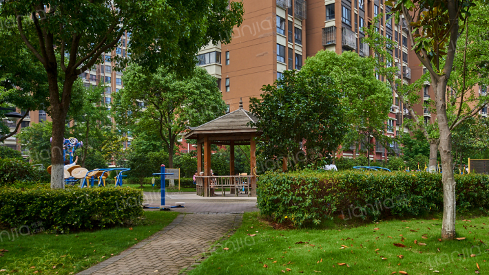 申城佳苑一期B块外景图