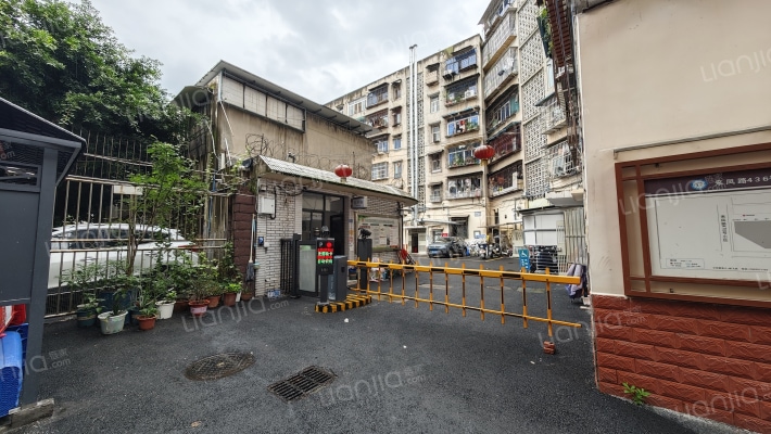 来凤路436号外景图