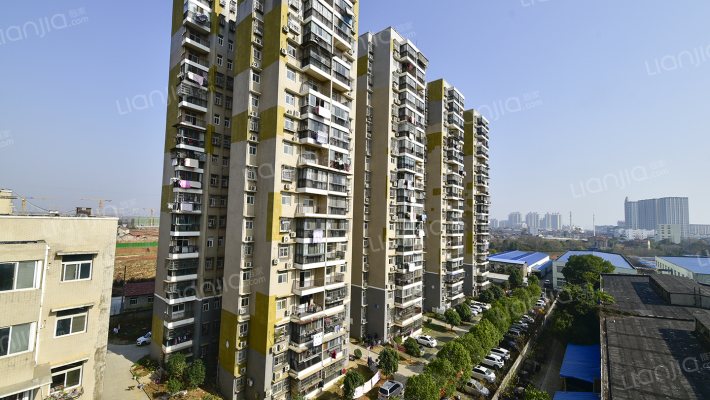 军工社区零二小区外景图